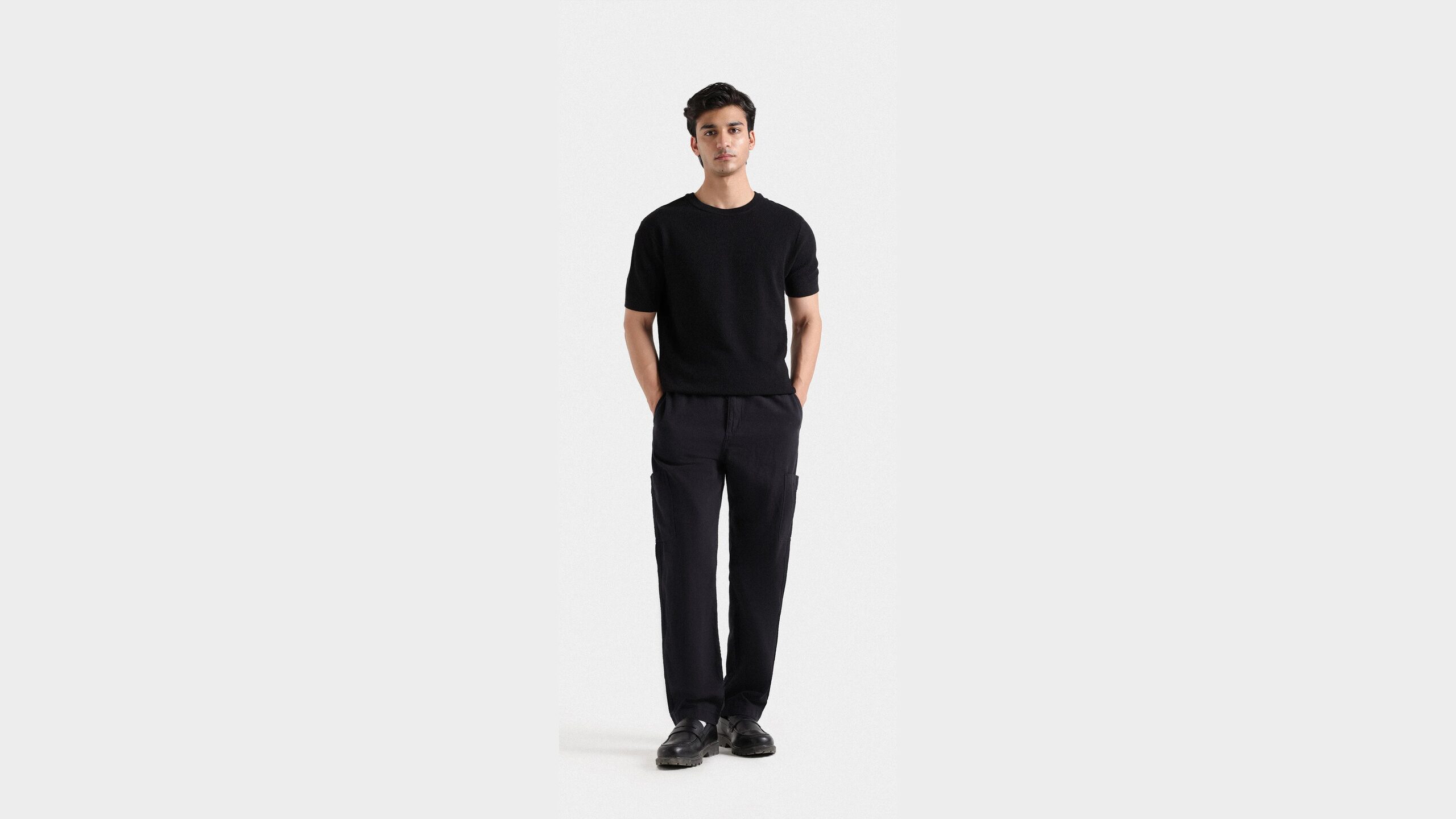 Knitted Textured T-Shirt Black